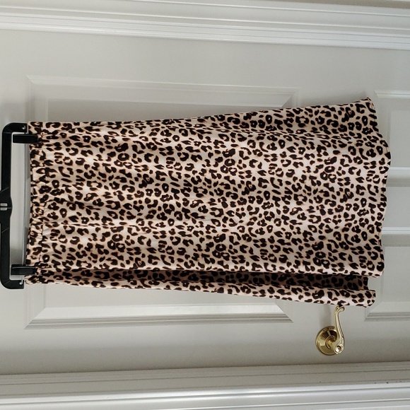 By Together Collection Leopard Print Midi Skirt Size M - Picture 3 of 9
